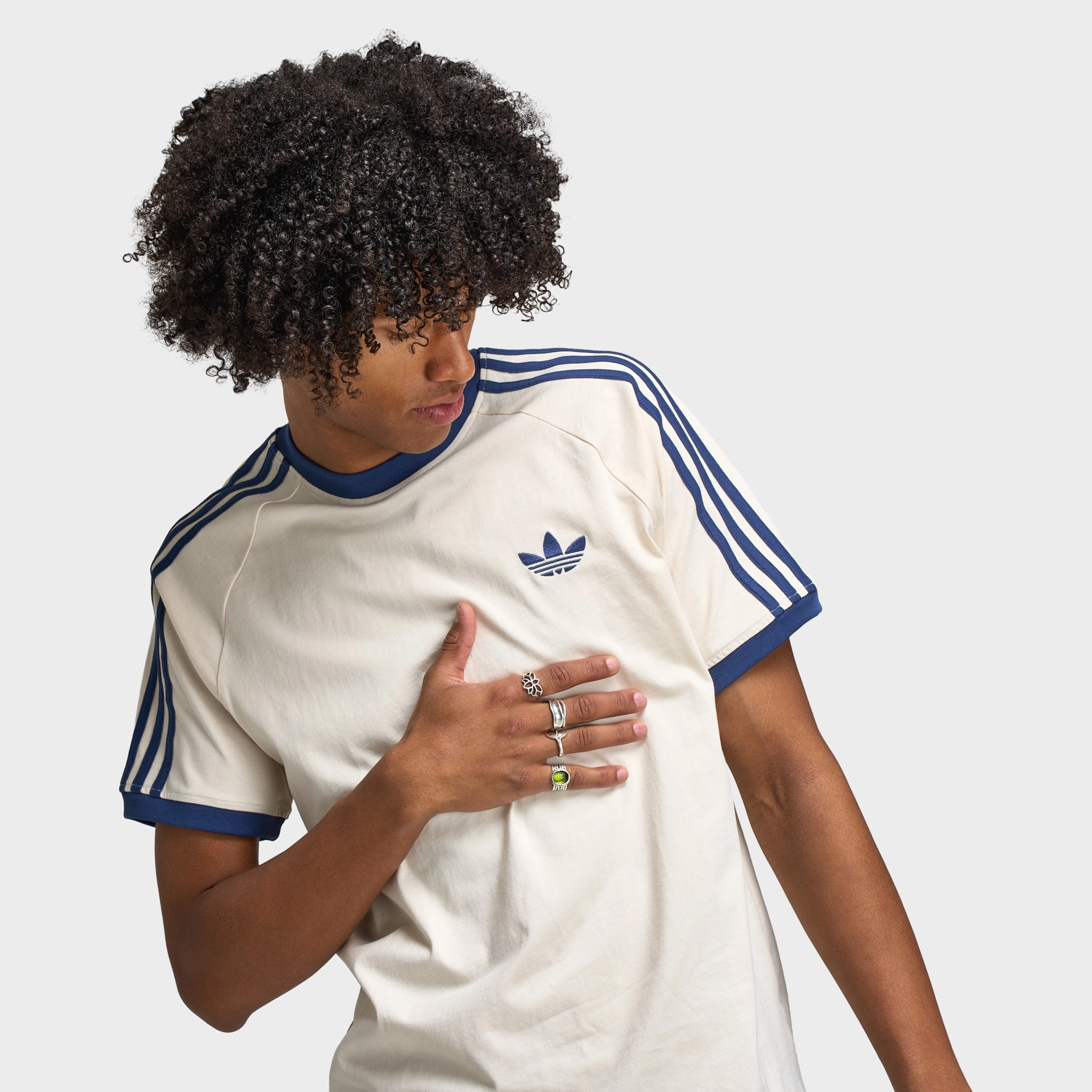 adidas Cali T-Shirt / Wonder White