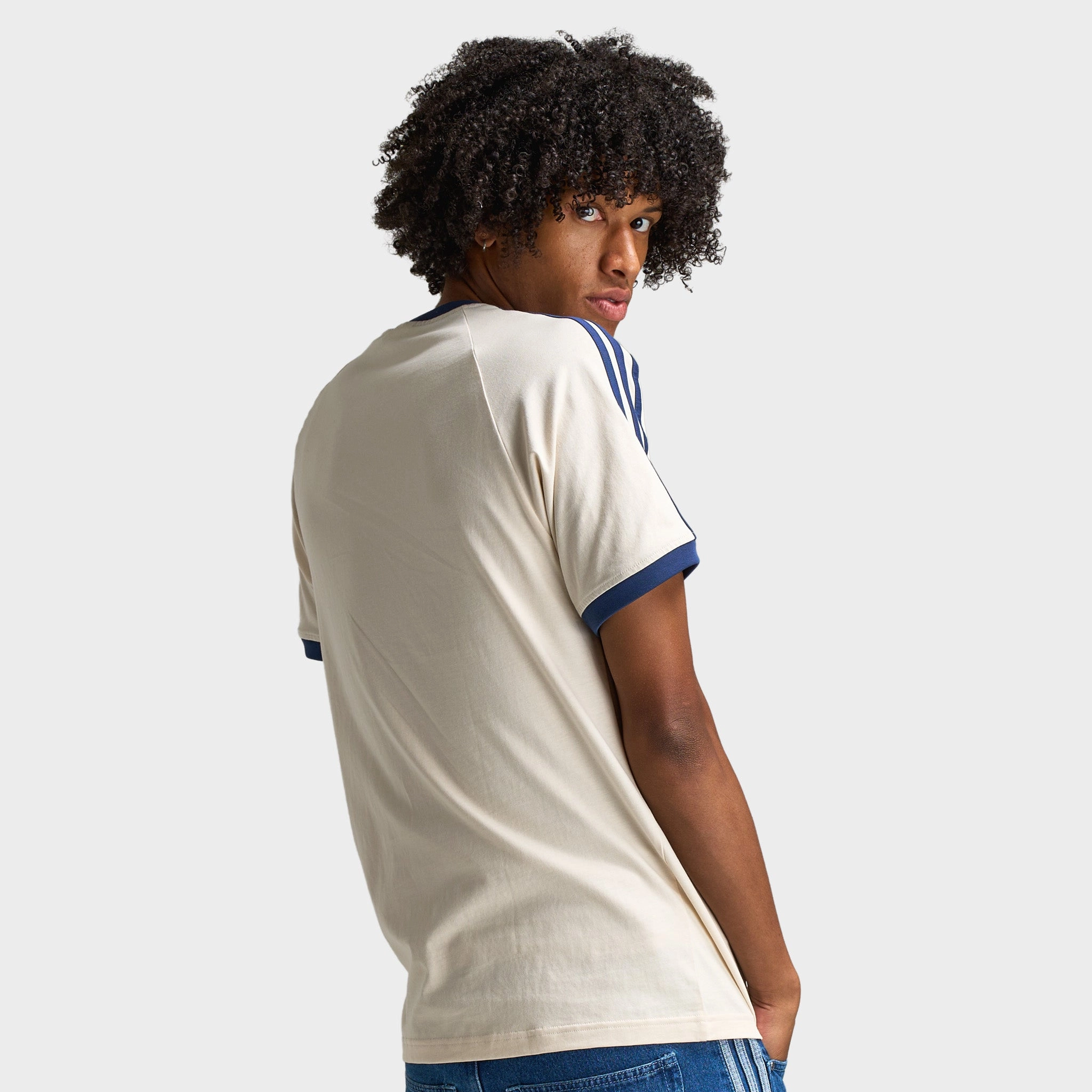 adidas Cali T-Shirt / Wonder White
