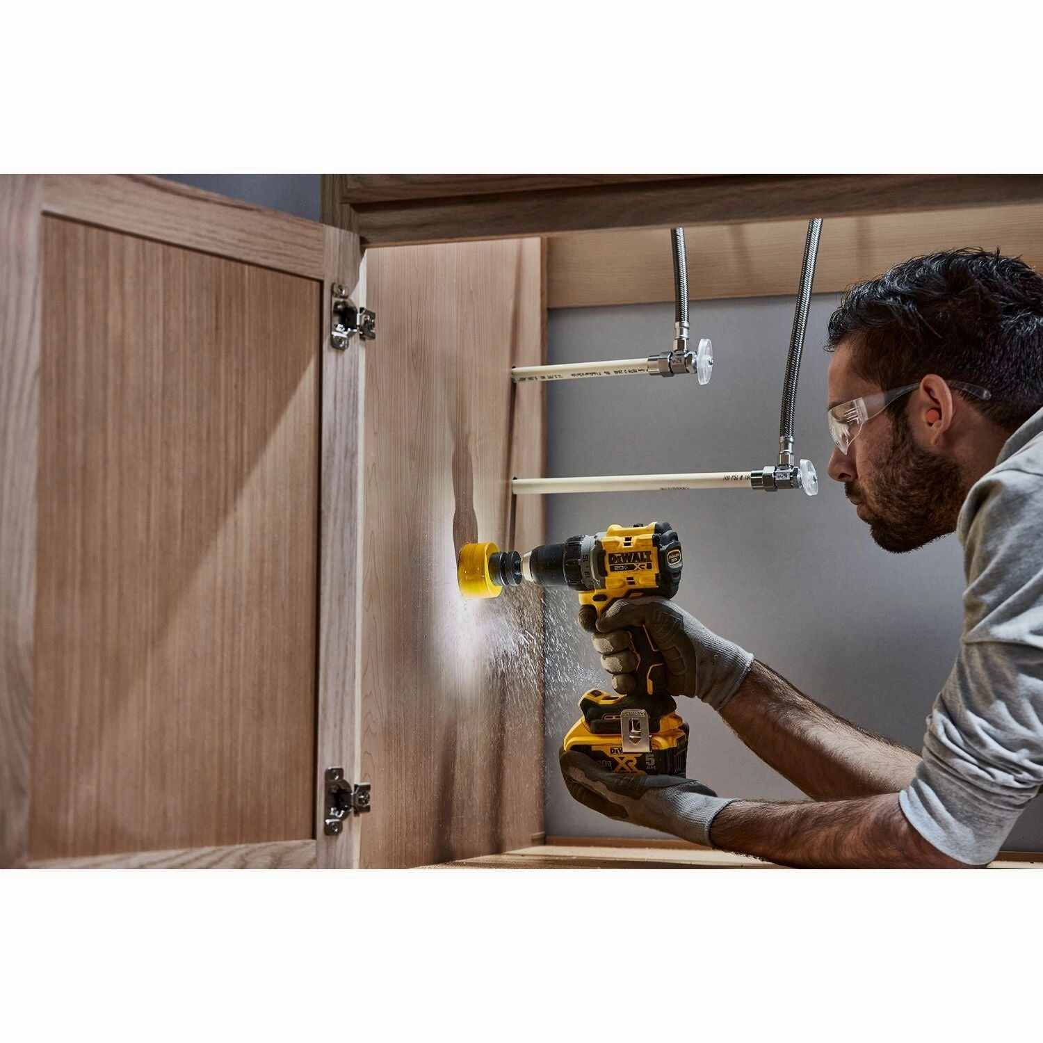 DEWALT DCD800P1 20V MAX* XR® Brushless Cordless 1/2 in. Drill/Driver Kit
