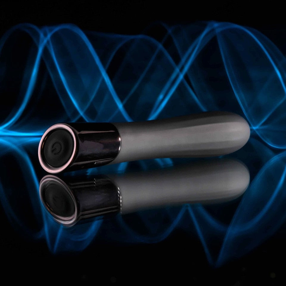 Evolved - Back In Black Bullet Vibrator (Black)