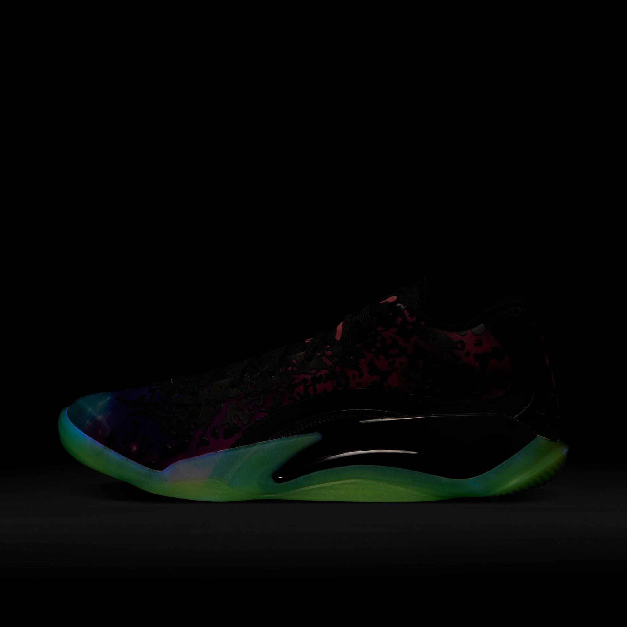 Jordan Zion 3 Black / Solar Red - Vivid Purple