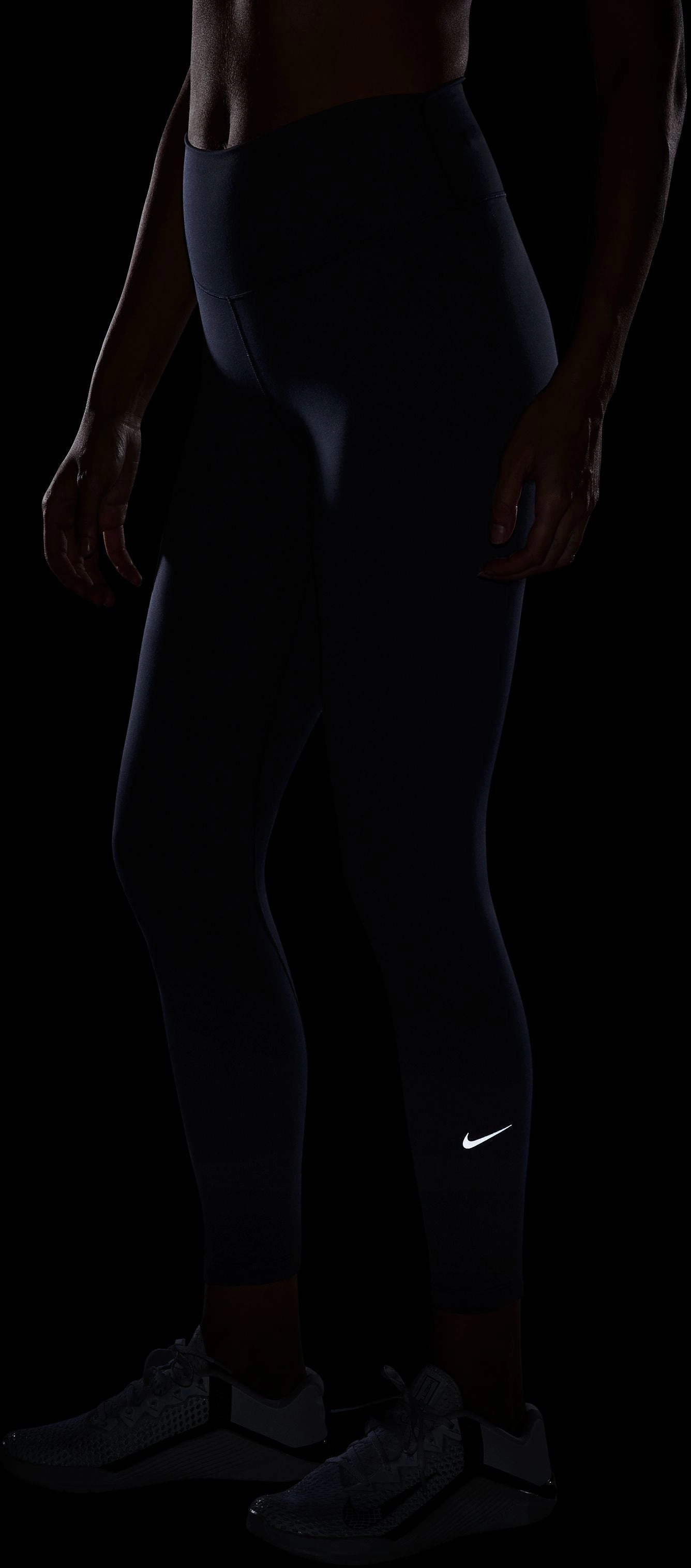 One Women's High-Waisted 7/8 Leggings