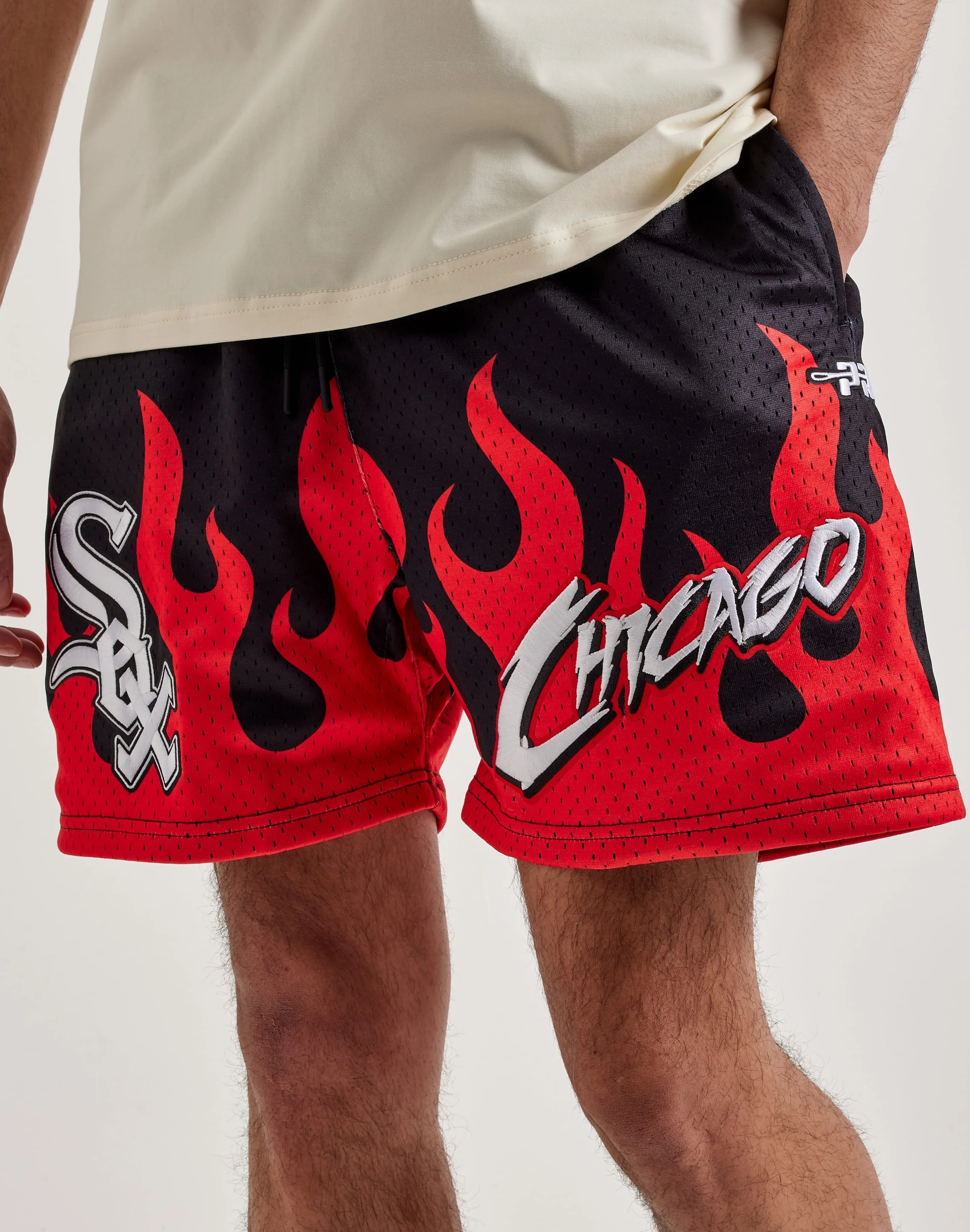 Pro Standard Chicago White Sox Flame Shorts