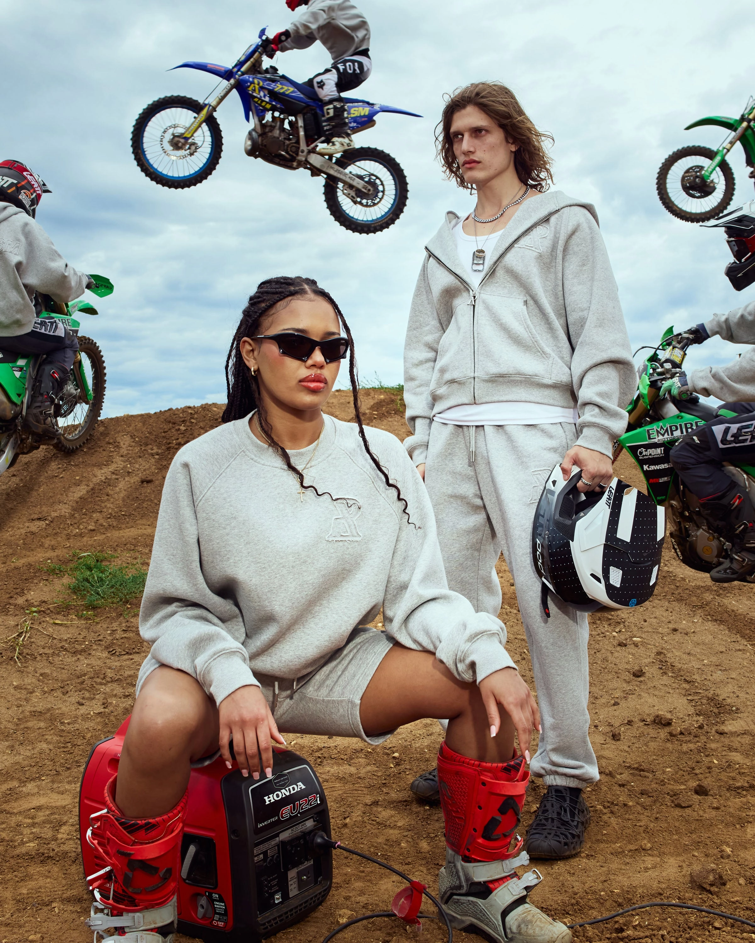 SSS REALISM LEGACY ZIP HOODIE GREY MARLE